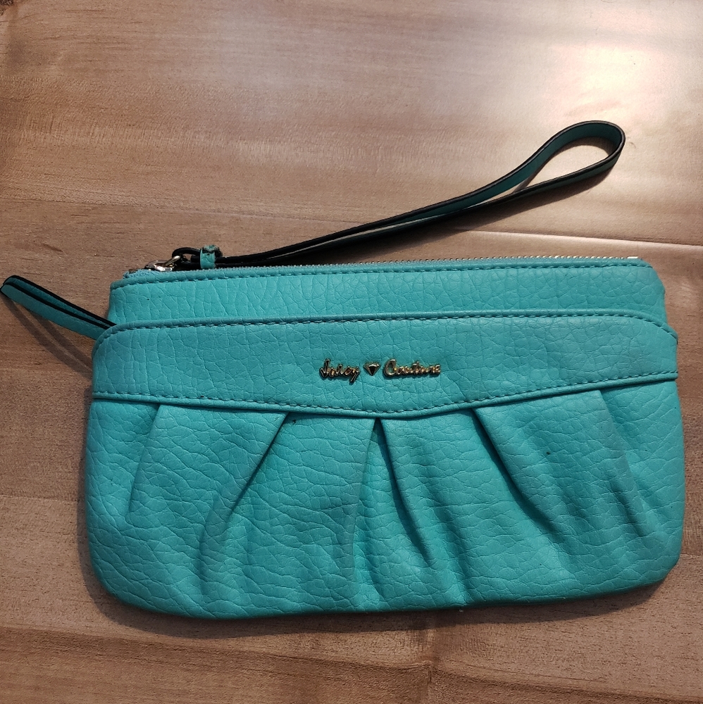 Juicy Couture wristlet
